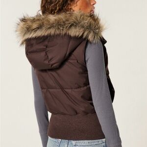 Y2K Cozy Brown Hooded Vest with Faux Fur Trim